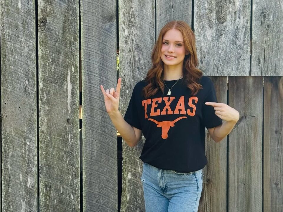 Texas Women Jump Into Class of 2027 Recruiting with Verbal Commitment from #8 Daisy Collins