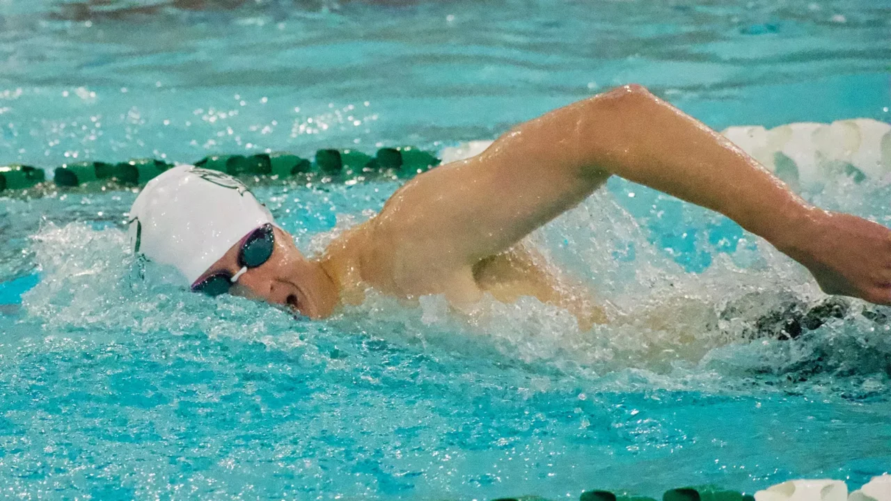 CCSU Women Top Binghamton, Bearcat Men Down NJIT