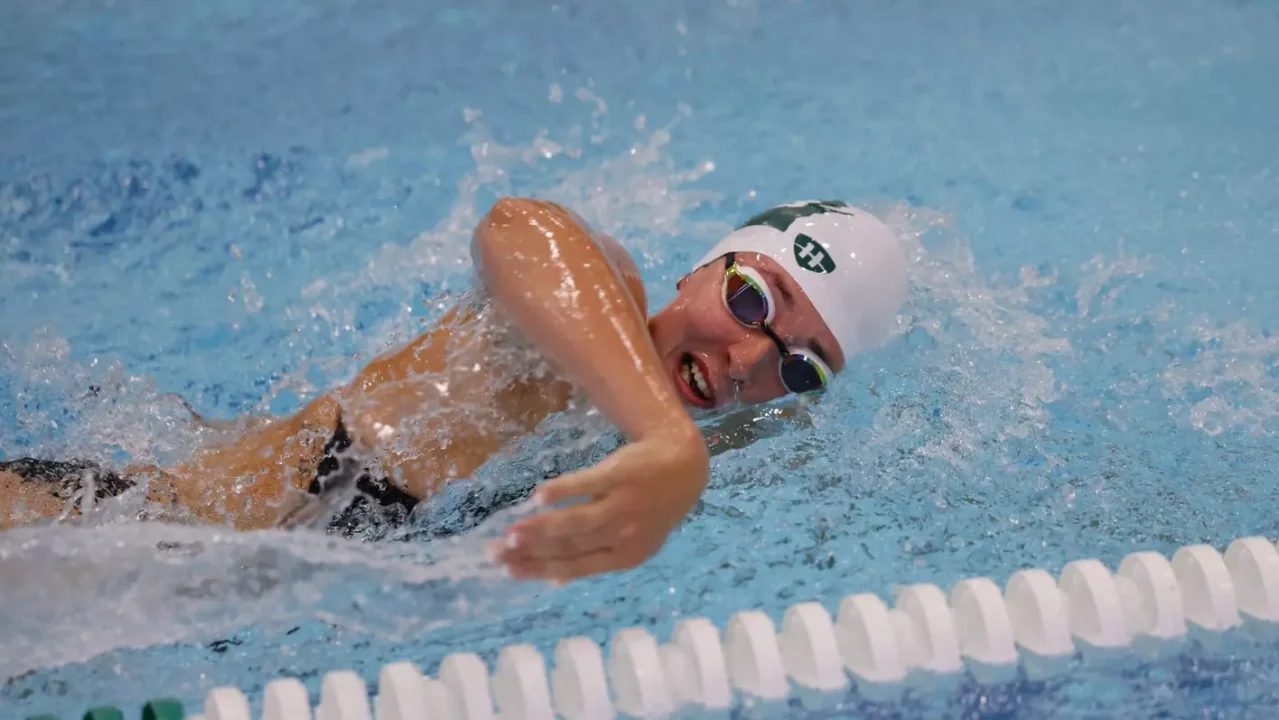 Green Bay Cruises Past St. Norbert In Sweep