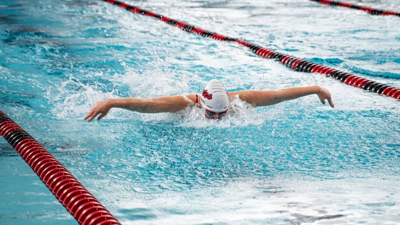South Dakota Caps Dominant Day 1 of Tommie Invite With Relay Sweep, Two School Records
