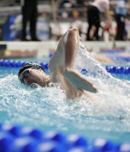 How Josh Staples Uses Distance Freestyle Training to Excel in Breaststroke/IM
