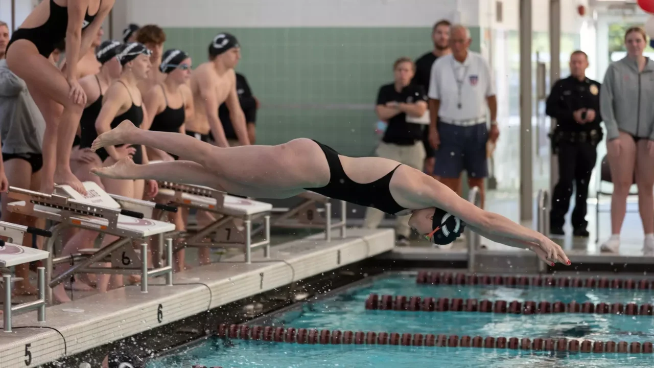 Colgate Women, Hamilton Men Earn Wins In Split Dual