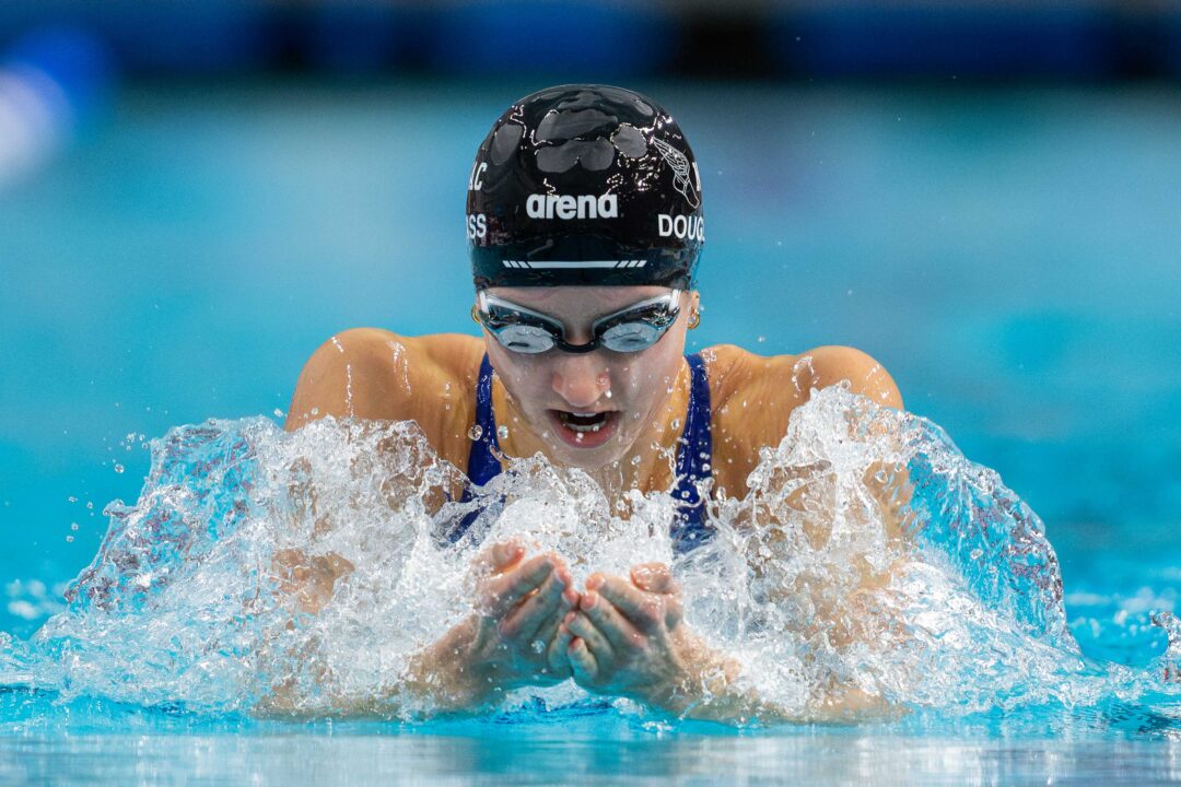 Kate Douglass Clocks 2:07.8 in First 200 IM Since Paris: “It’s Good To… Get Back Into It”