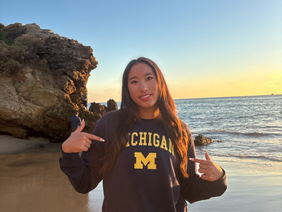 59.9/2:12 Breaststroker Sofia Szymanowski Verbals to Michigan for 2027