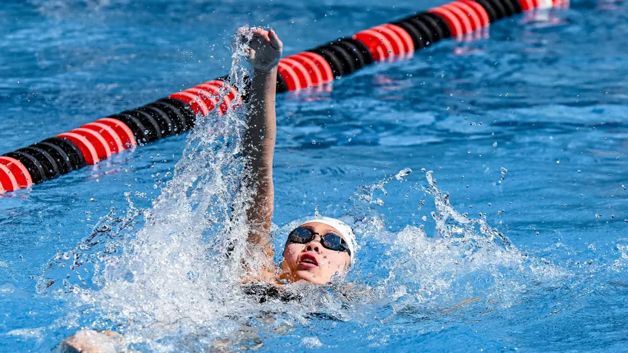 Pacific Women, CSUB Men Claim Victories In Tri-Meet, Roadrunners Split Redhawks On Saturday