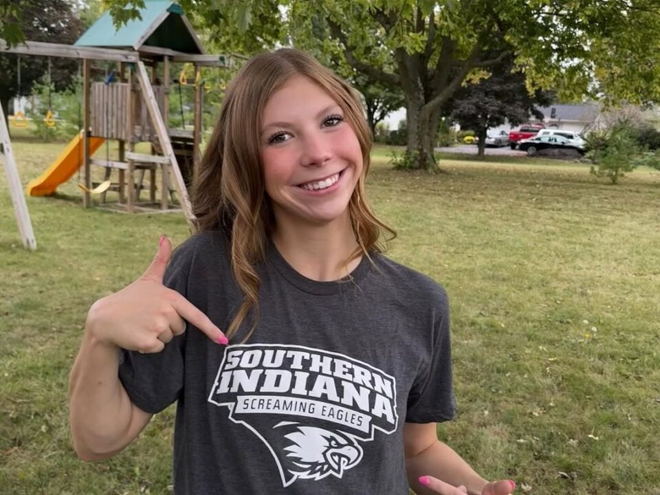 1:02.8/2:19.6 Breaststroker Lily Schneider Commits to Southern Indiana for Fall 2026