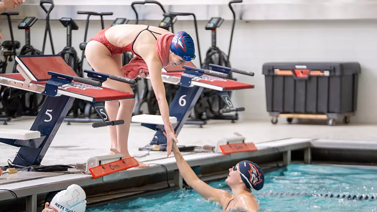Stony Brook Wins 10 Events In Dominant Victory Over Monmouth