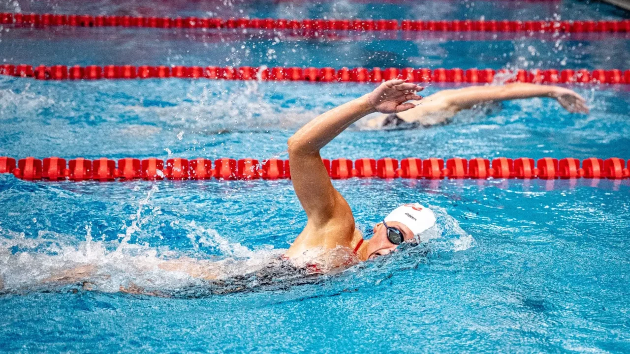 South Dakota Resets 12 Pool Records At Coyote Invite