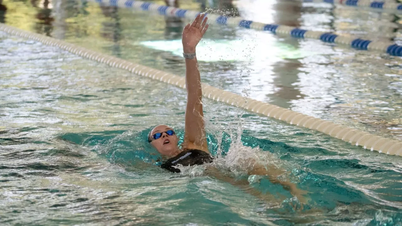 Agata Naskret Breaks Own Division II 200 Backstroke Record With 1:52.90