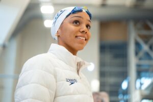 Mary-Ambre Moluh Firma Il Secondo Record Francese In Due Giorni: 58.25 Nei 100 Dorso