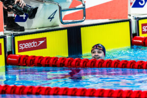 Amalie Smith Breaks European Junior Record in 200 IM, Ties Audrey Derivaux at AP Race