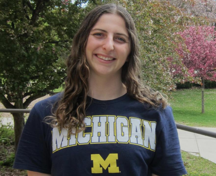 Division III Diving Champion Nina Schwab Transferring From Carleton To Michigan