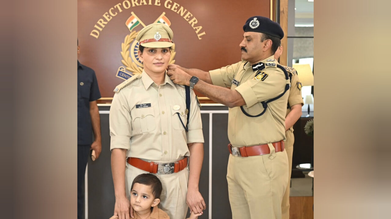 Ageless Wonder Richa Mishra CRPF Deputy Commandant Par Hui Promote