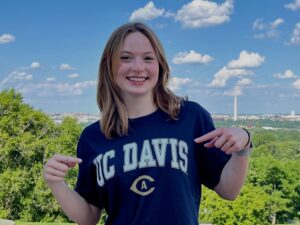 Sectionals Finalist Jackie Furches Verbals to UC Davis for Fall 2027