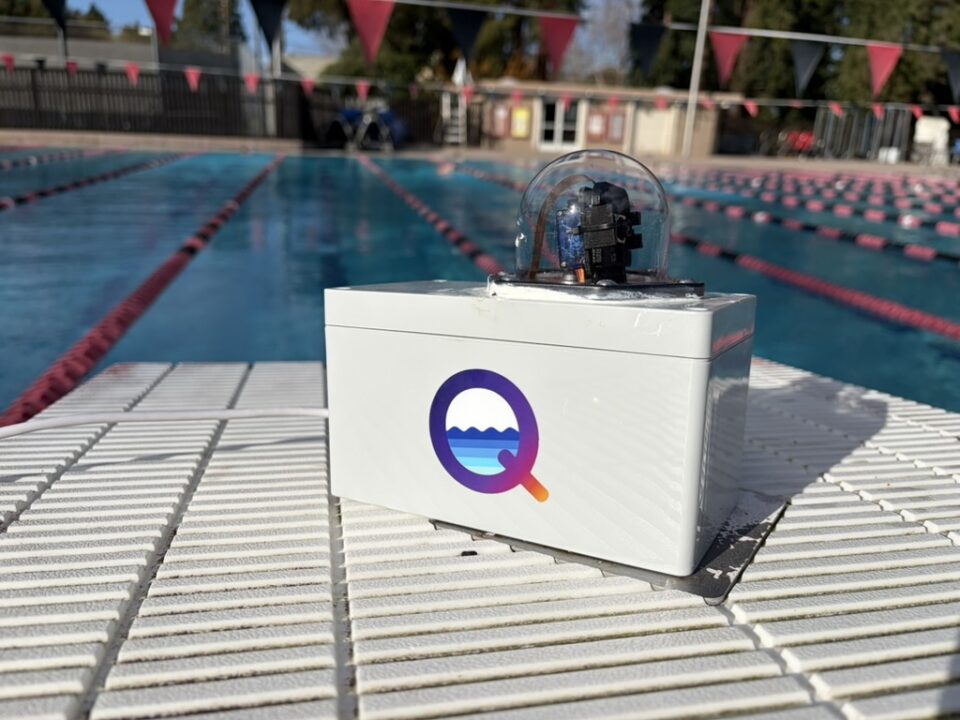 Qwatercam: Self Tracking Underwater Cameras – Pilots Are Open!